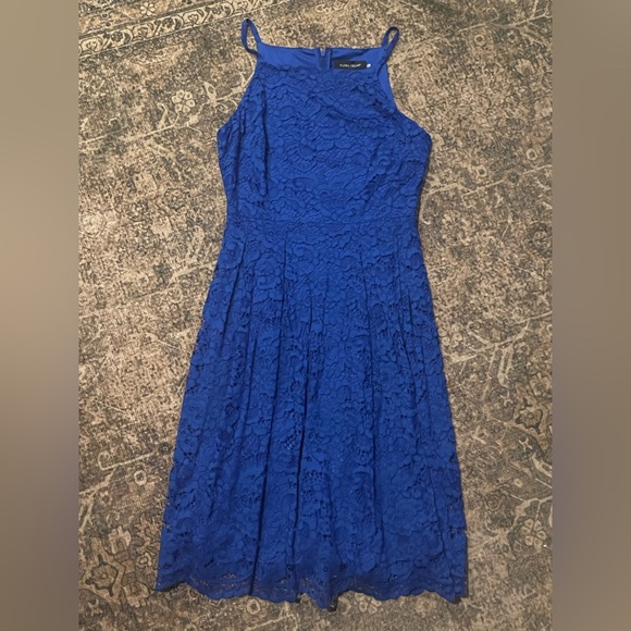 Ivanka Trump Elegant Blue Lace Dress size 4 - Picture 3 of 5